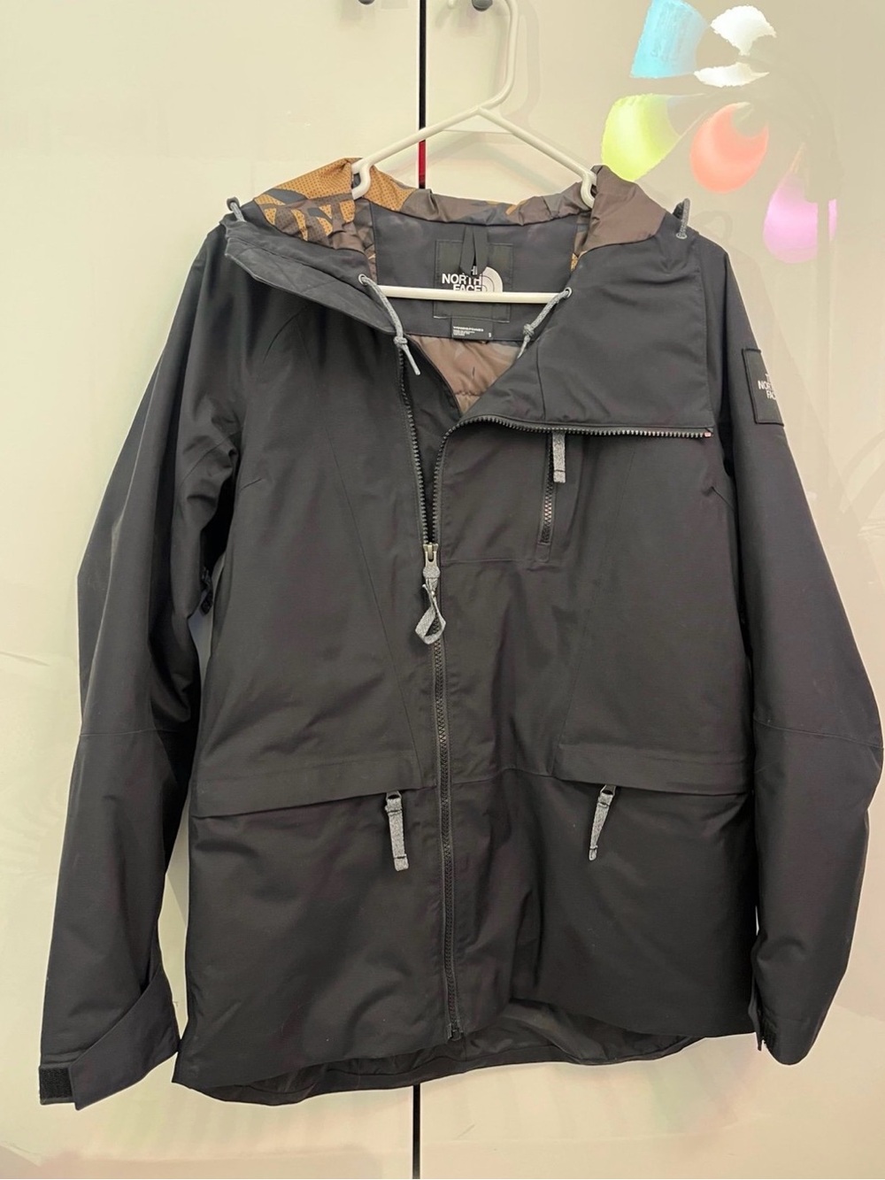 The North Face Womens Black Hooded Snowboard Ski Winter Jacket